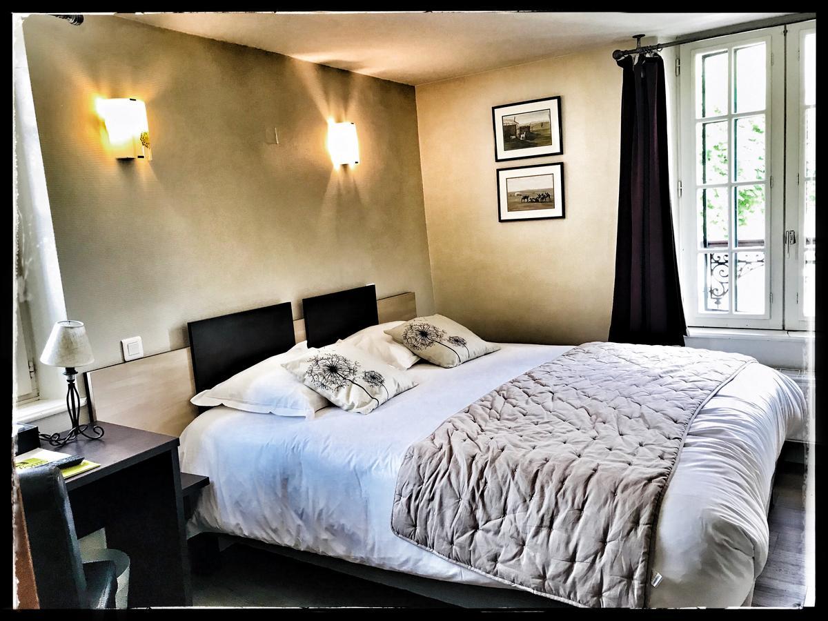 Logis Hotel La Foret Senonches Zewnętrze zdjęcie