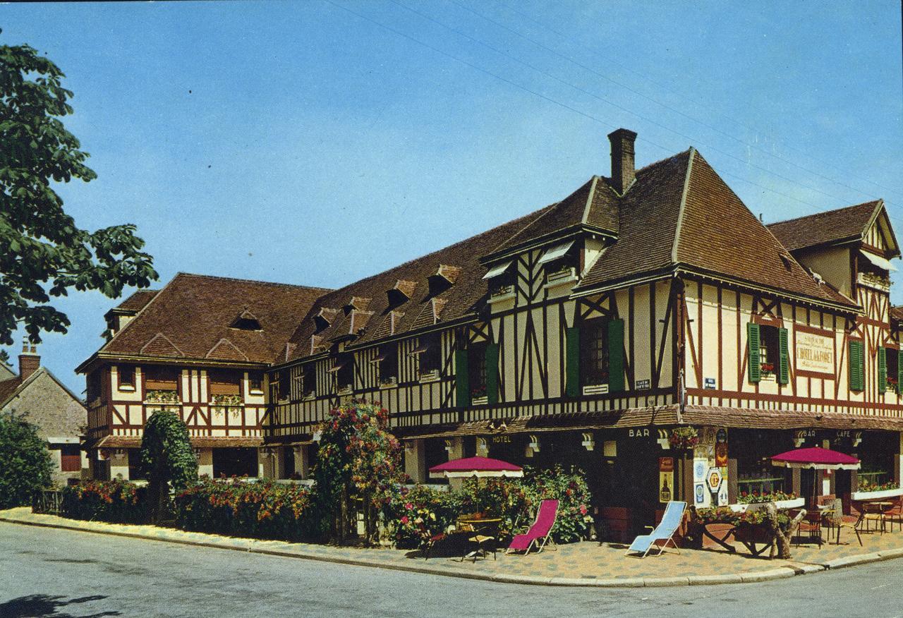 Logis Hotel La Foret Senonches Zewnętrze zdjęcie